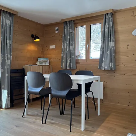 Flat With Magnificent Views Of The Matterhorn *