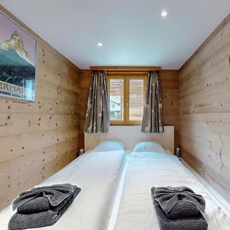 Flat With Magnificent Views Of The Matterhorn Apartman *